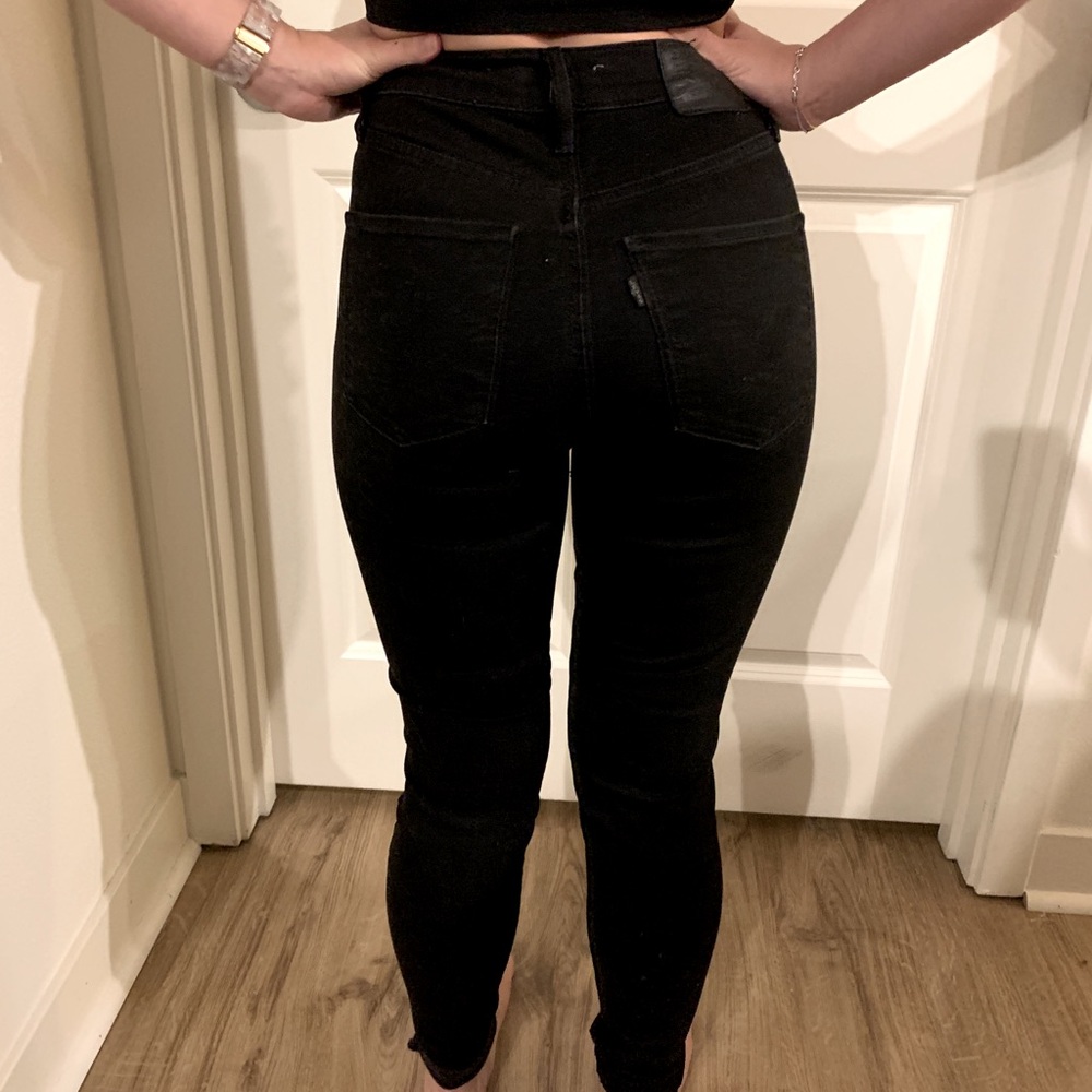 Levi mile high super skinny Jean